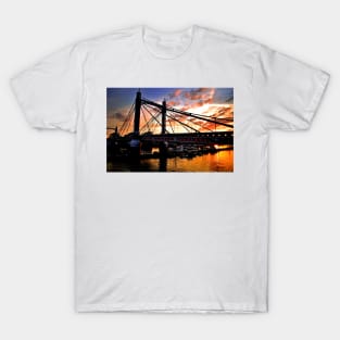 Albert Bridge Sunset River Thames London T-Shirt